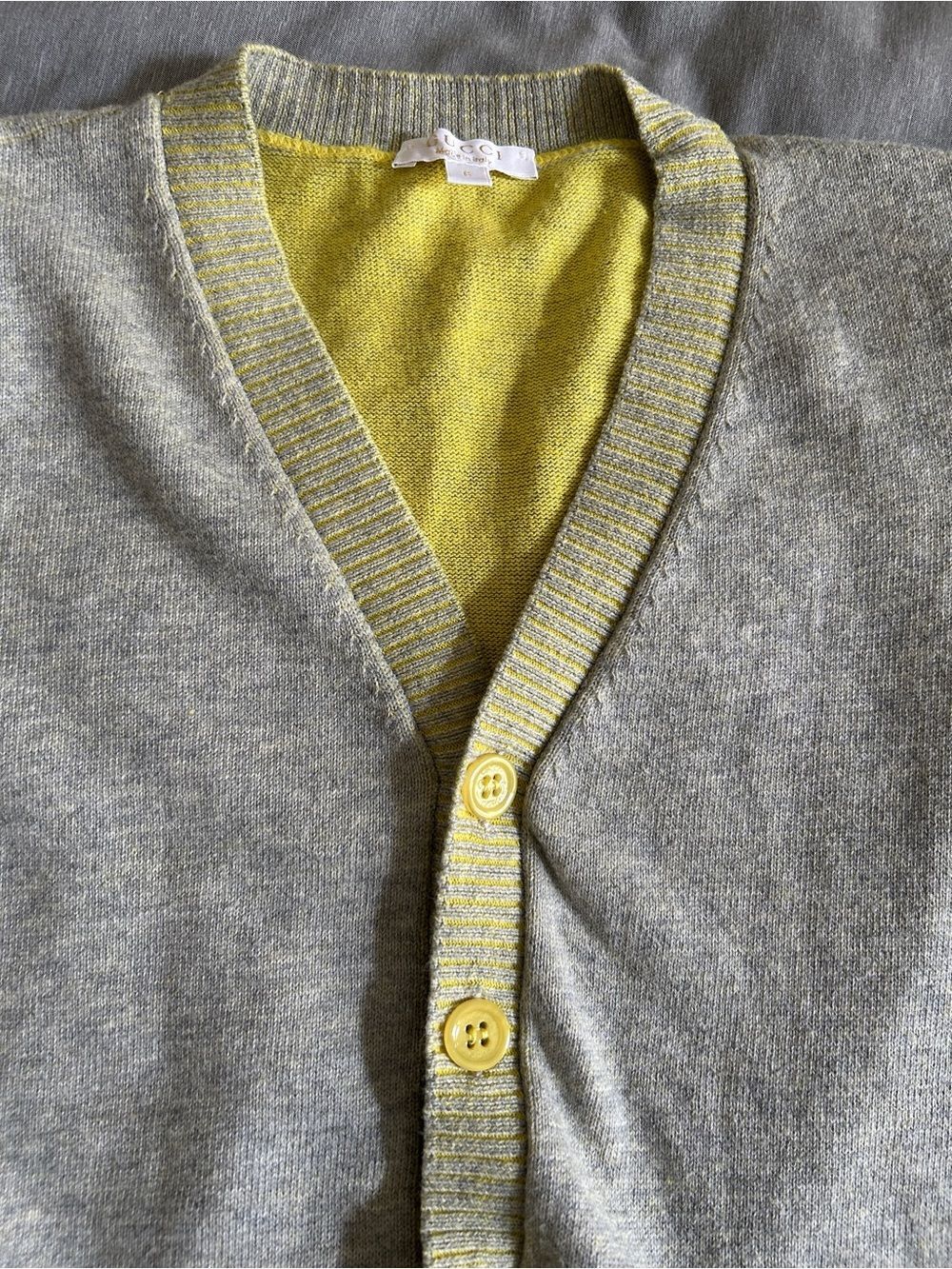 Gucci Kids Gray Yellow Contrast Trim Interlocking G Knit Cardigan Size 8 - Picture 6 of 8